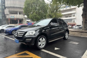 奔馳M級(jí) 奔馳 ML 300 4MATIC