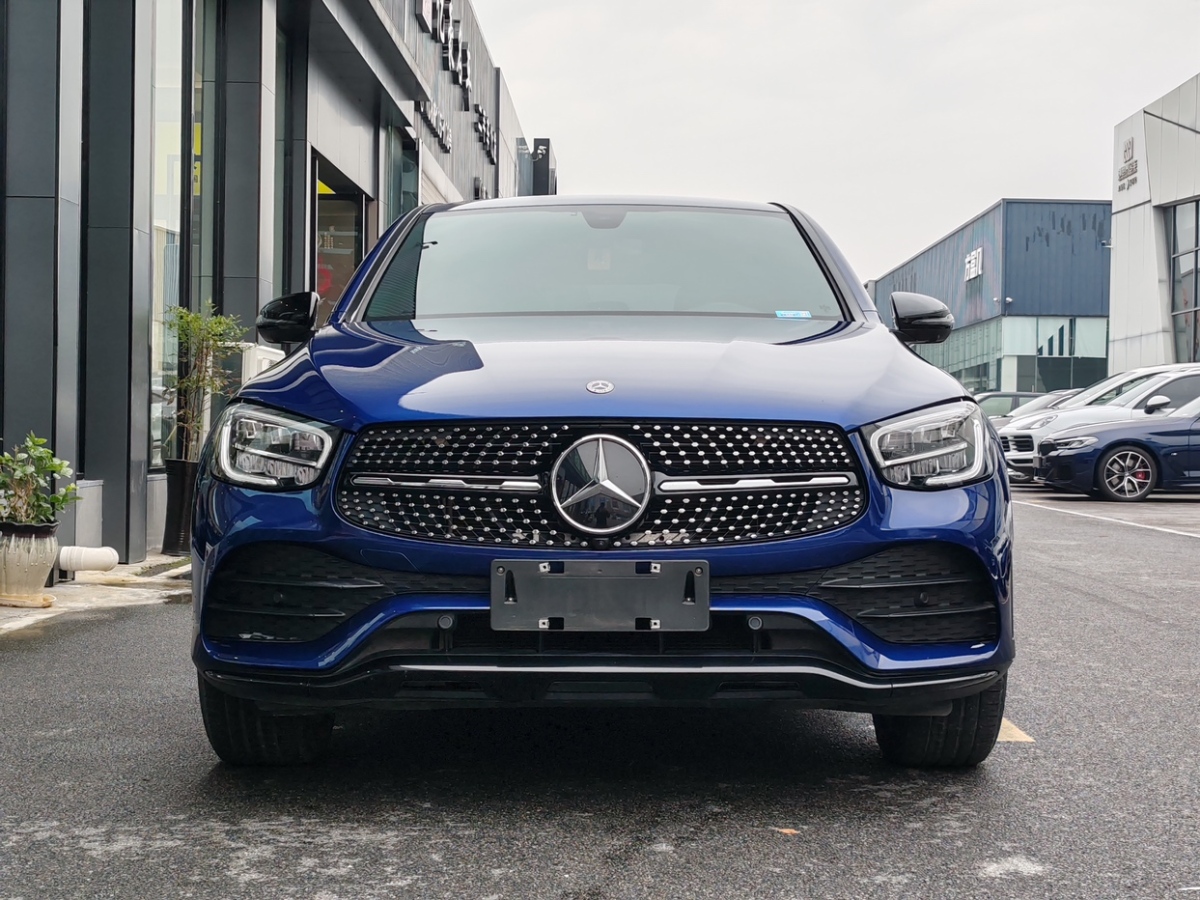 奔馳 奔馳GLC  2021款 GLC 260 4MATIC 轎跑SUV圖片