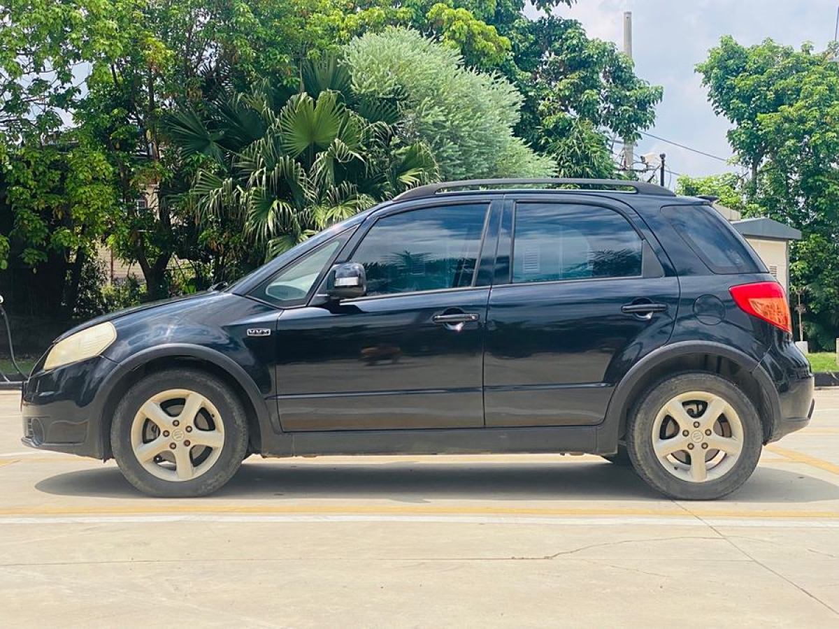 铃木 天语 SX4  2010款 三厢 1.6L 自动超值型图片