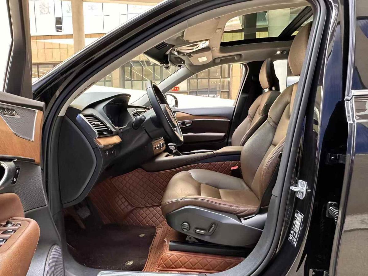 沃爾沃 XC90  2020款 T6 智尊豪華版 7座圖片
