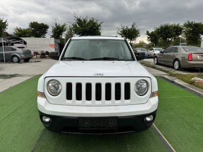 2014年3月 Jeep 自由客(進口) 2.0L 運動版圖片