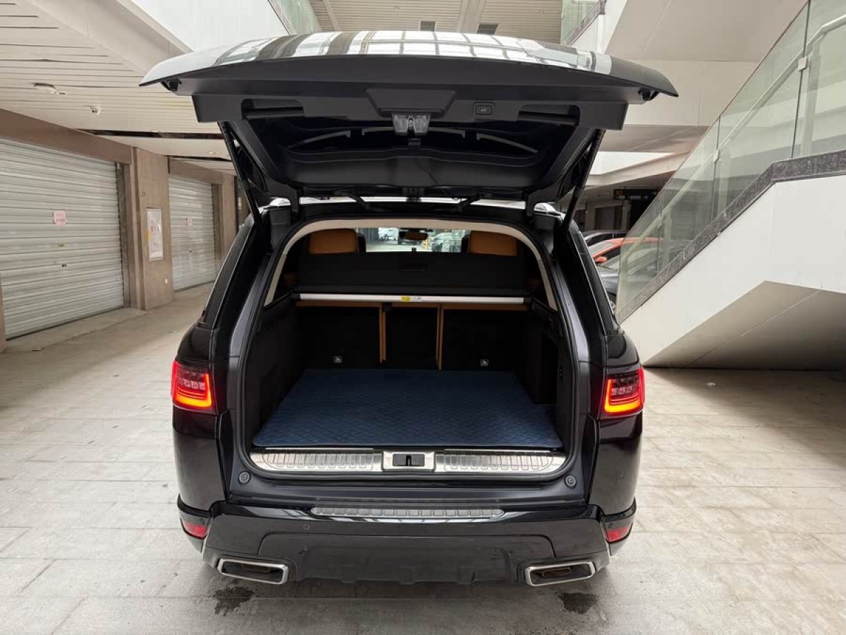 路虎 攬勝運動版  2020款 3.0 L6 HSE DYNAMIC圖片