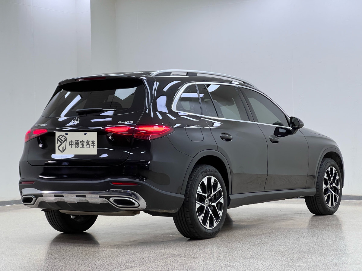 奔馳 奔馳GLC  2023款 改款 GLC 260 L 4MATIC 動感型 5座圖片