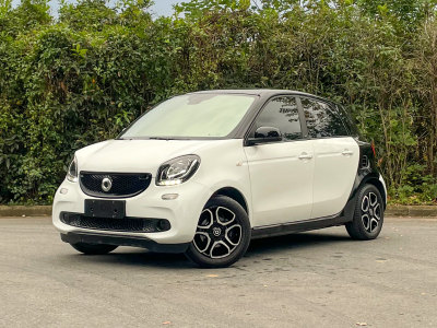 2016年8月 smart forfour 0.9T 66千瓦先鋒版圖片