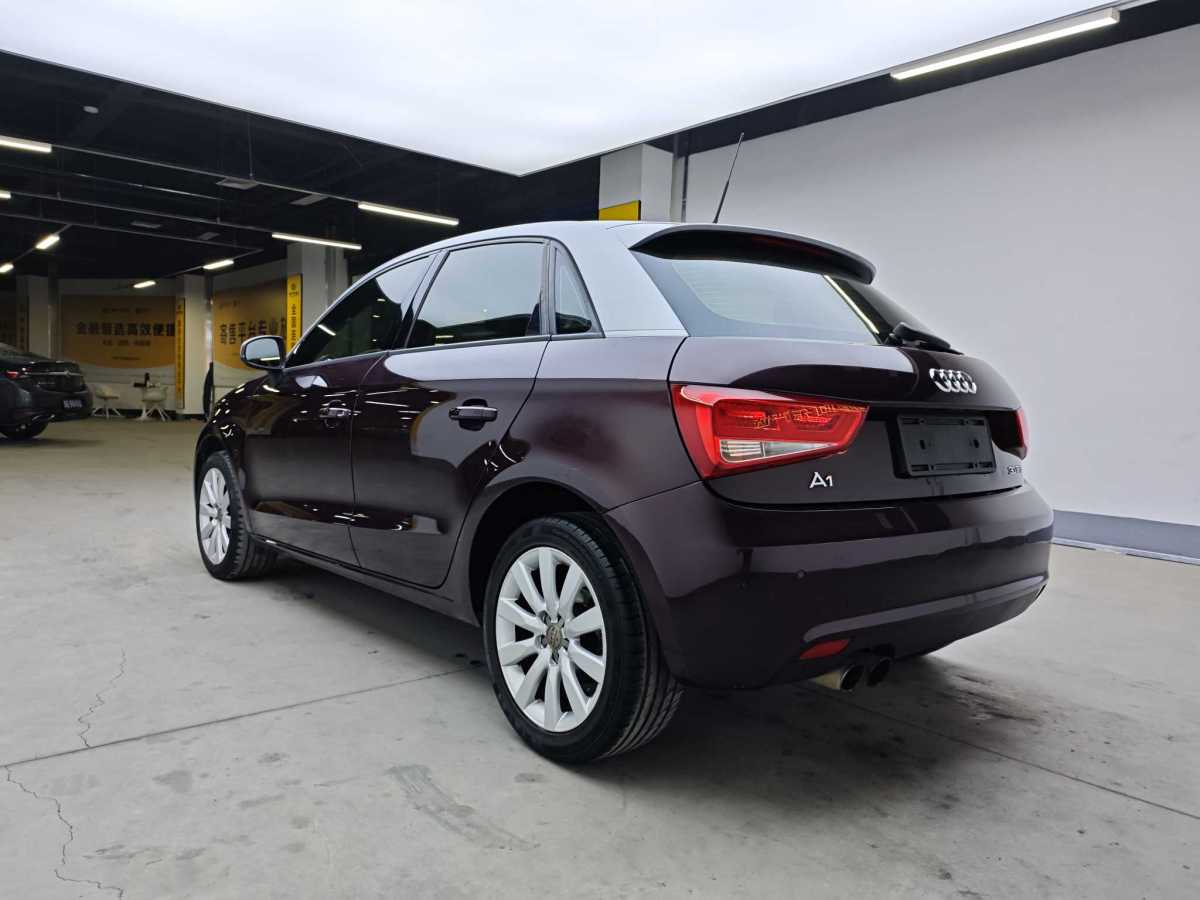 奧迪 奧迪A1  2014款 30 TFSI Sportback舒適型圖片