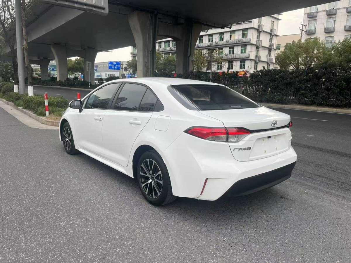 豐田 雷凌  2023款 TNGA 1.5L CVT進(jìn)取版圖片