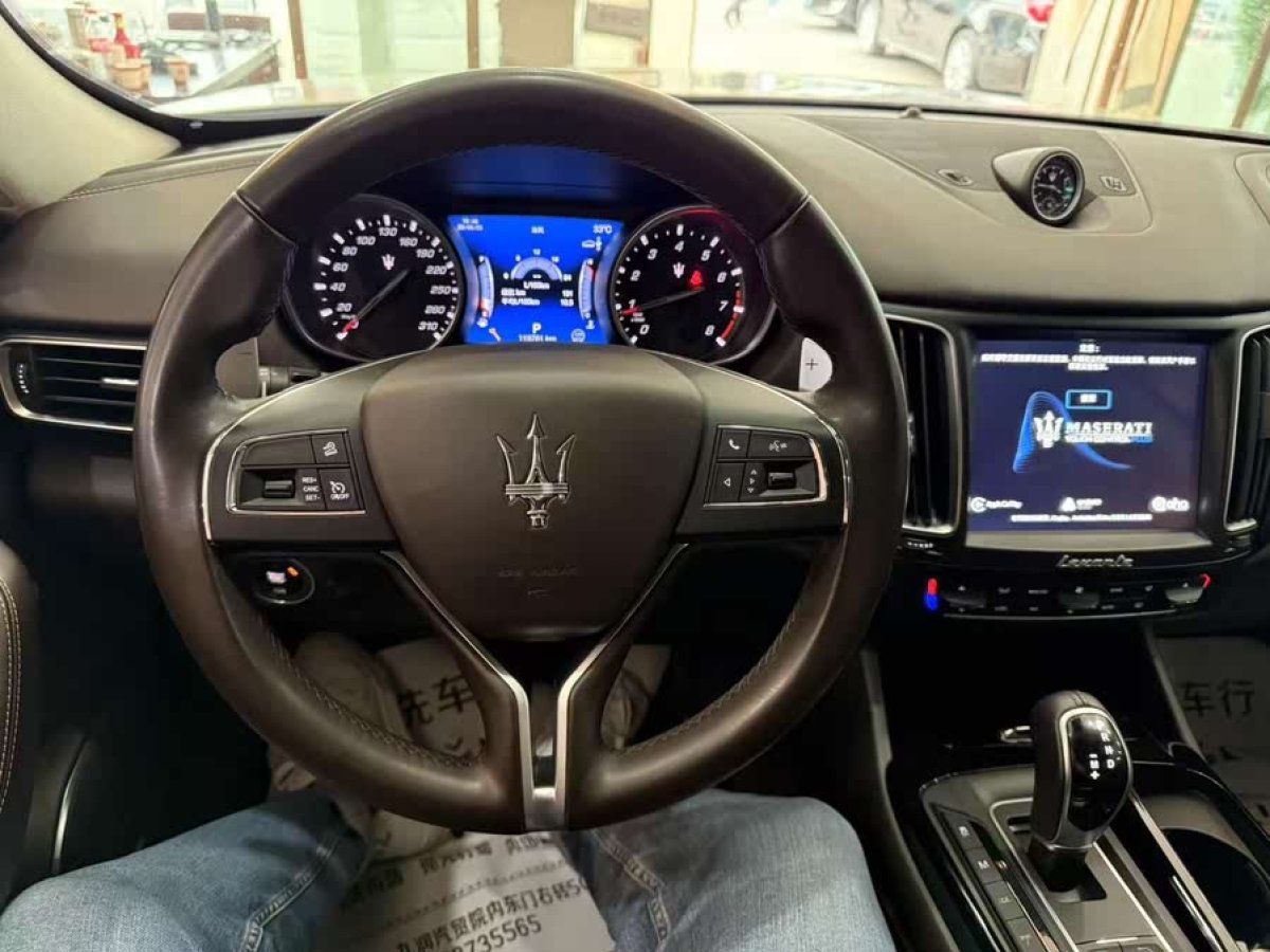瑪莎拉蒂 Levante  2018款 3.0T 350Hp 標(biāo)準(zhǔn)版圖片