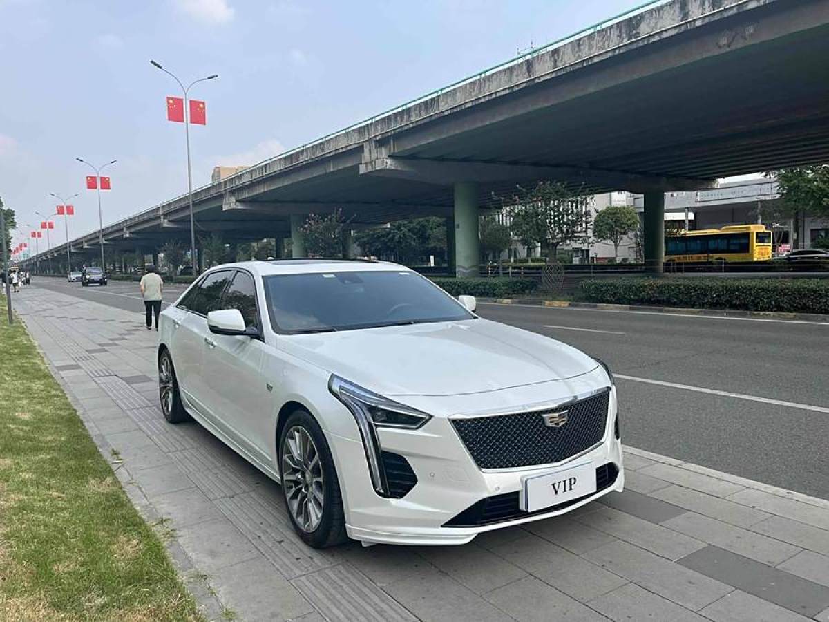 凱迪拉克 CT6  2019款 28T 時尚型圖片