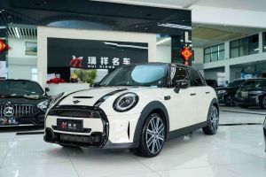 G50 上汽大通 PLUS 1.5T 自動(dòng)巡航版