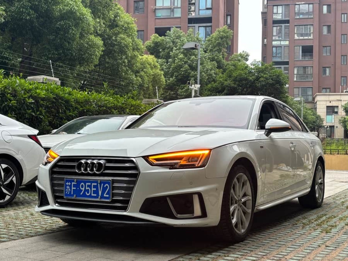 奧迪 奧迪A4L  2019款 40 TFSI 進取型 國VI圖片