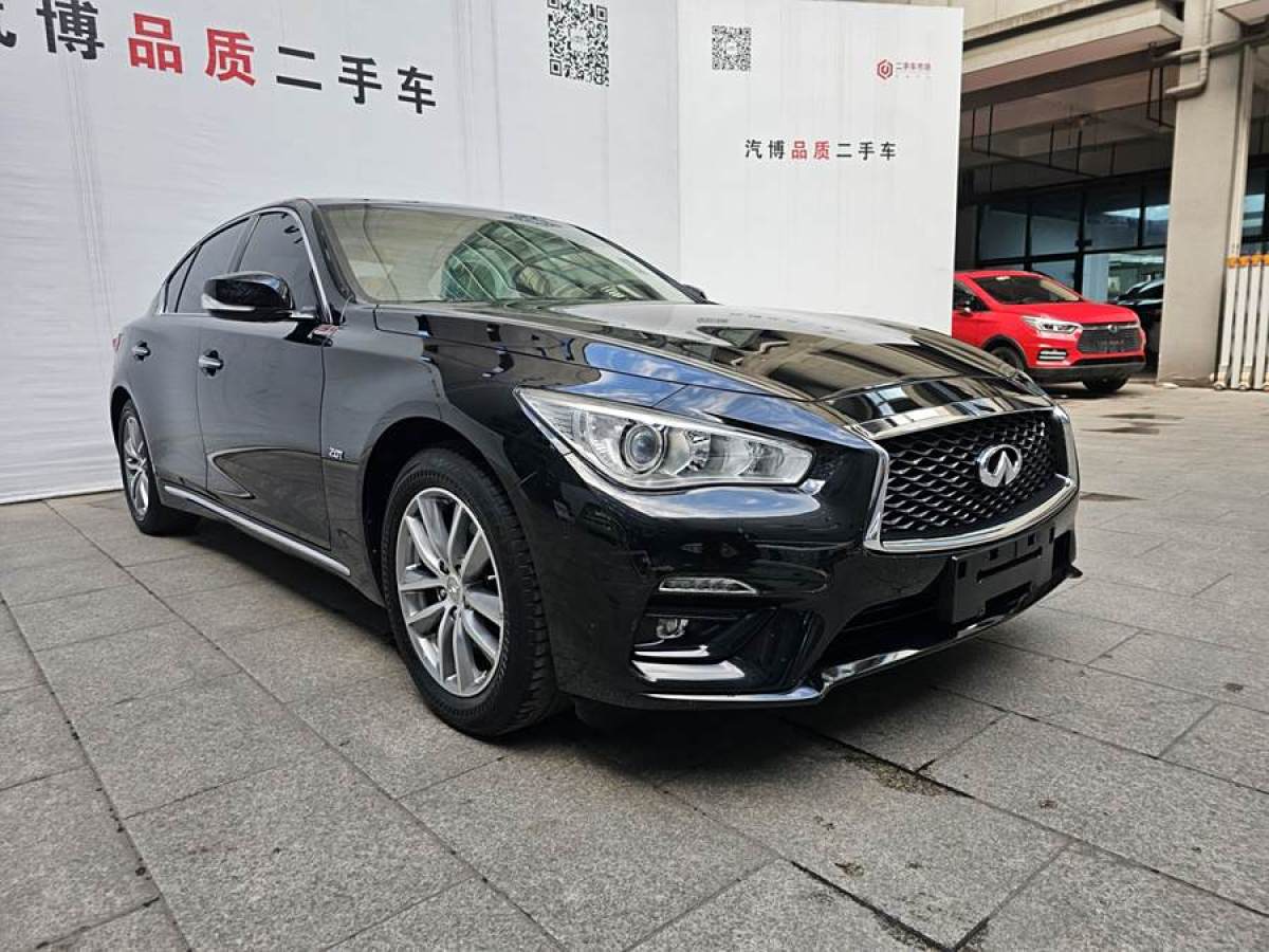 英菲尼迪 Q50L  2018款  2.0T 舒適版 國(guó)VI圖片