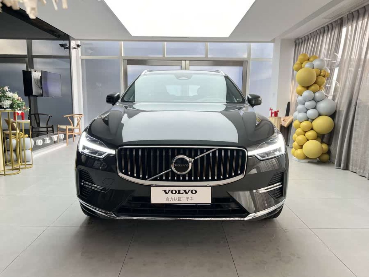 沃爾沃 XC60  2022款 B5 四驅(qū)智逸豪華版圖片