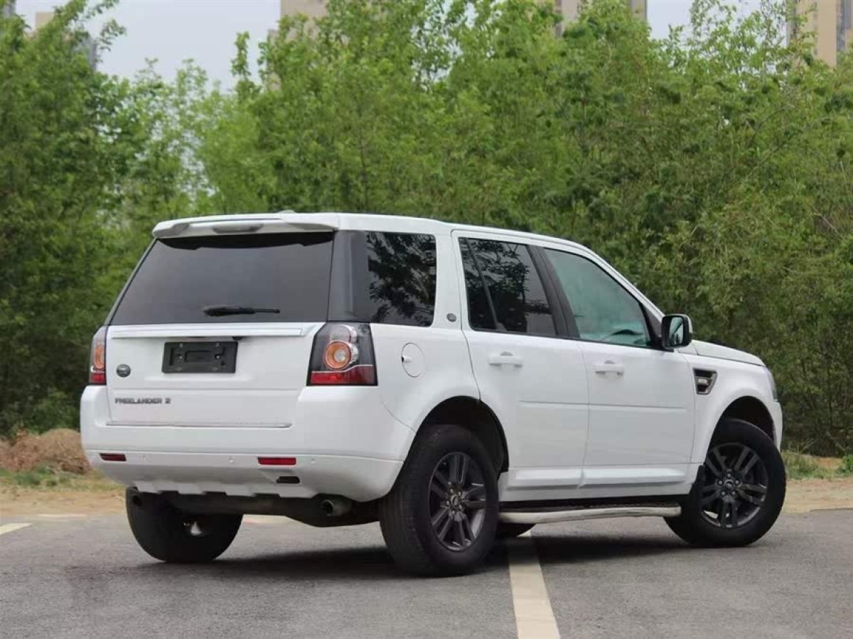 路虎 神行者2  2015款 2.0T Si4 XS典藏版圖片