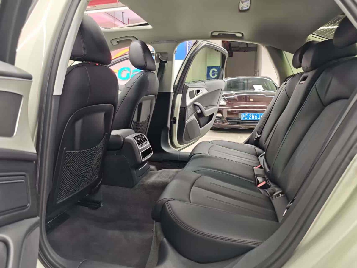 奧迪 奧迪A6L  2014款 TFSI 標(biāo)準(zhǔn)型圖片