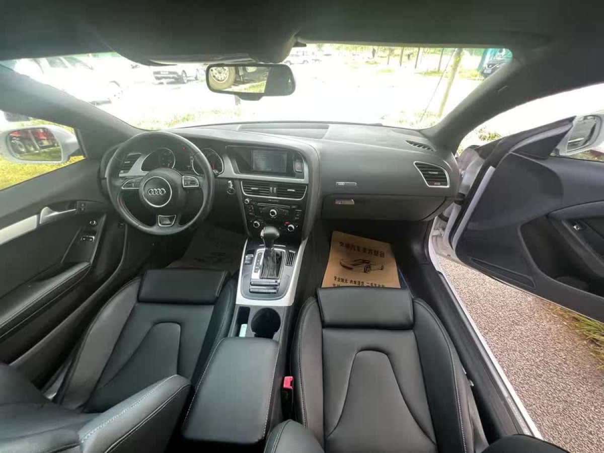 奧迪 奧迪A5  2014款 Coupe 45 TFSI風(fēng)尚版圖片