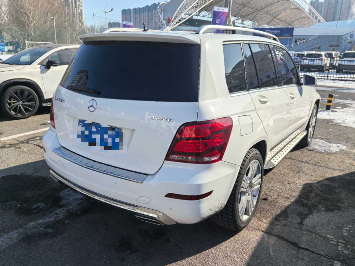 奔馳 奔馳GLK級(jí)  2015款 GLK 260 4MATIC 動(dòng)感型 極致版圖片