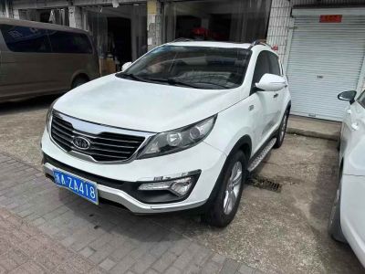 2010年1月 福特 ?？怂?兩廂 2.0L SVP限量版圖片