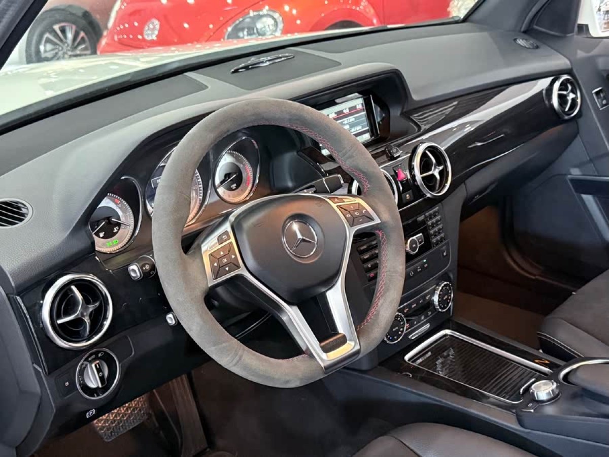 奔馳 奔馳GLK級  2015款 GLK 260 4MATIC 時尚型 極致版圖片