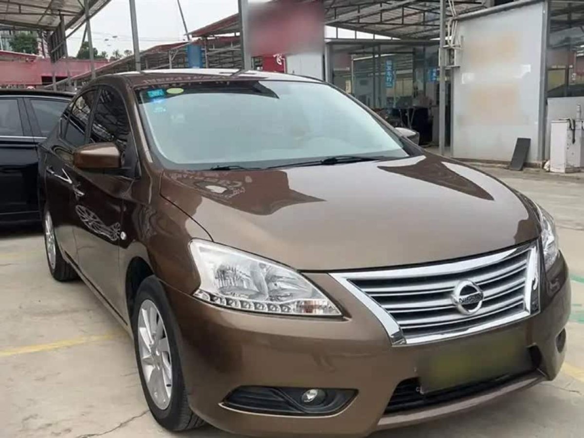 日產(chǎn) 軒逸  2012款 經(jīng)典 1.6XL 手動豪華版圖片