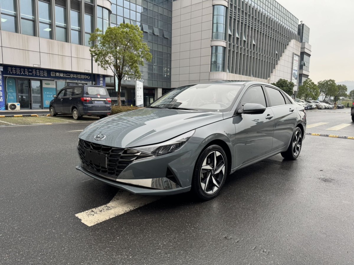 現(xiàn)代 伊蘭特  2021款 1.5L LUX尊貴版圖片