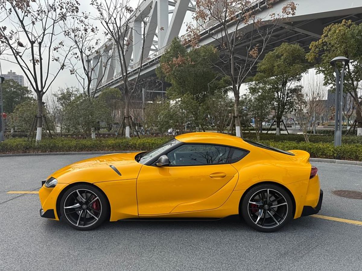 豐田 SUPRA  2021款 GR SUPRA 3.0T 標(biāo)準(zhǔn)型圖片