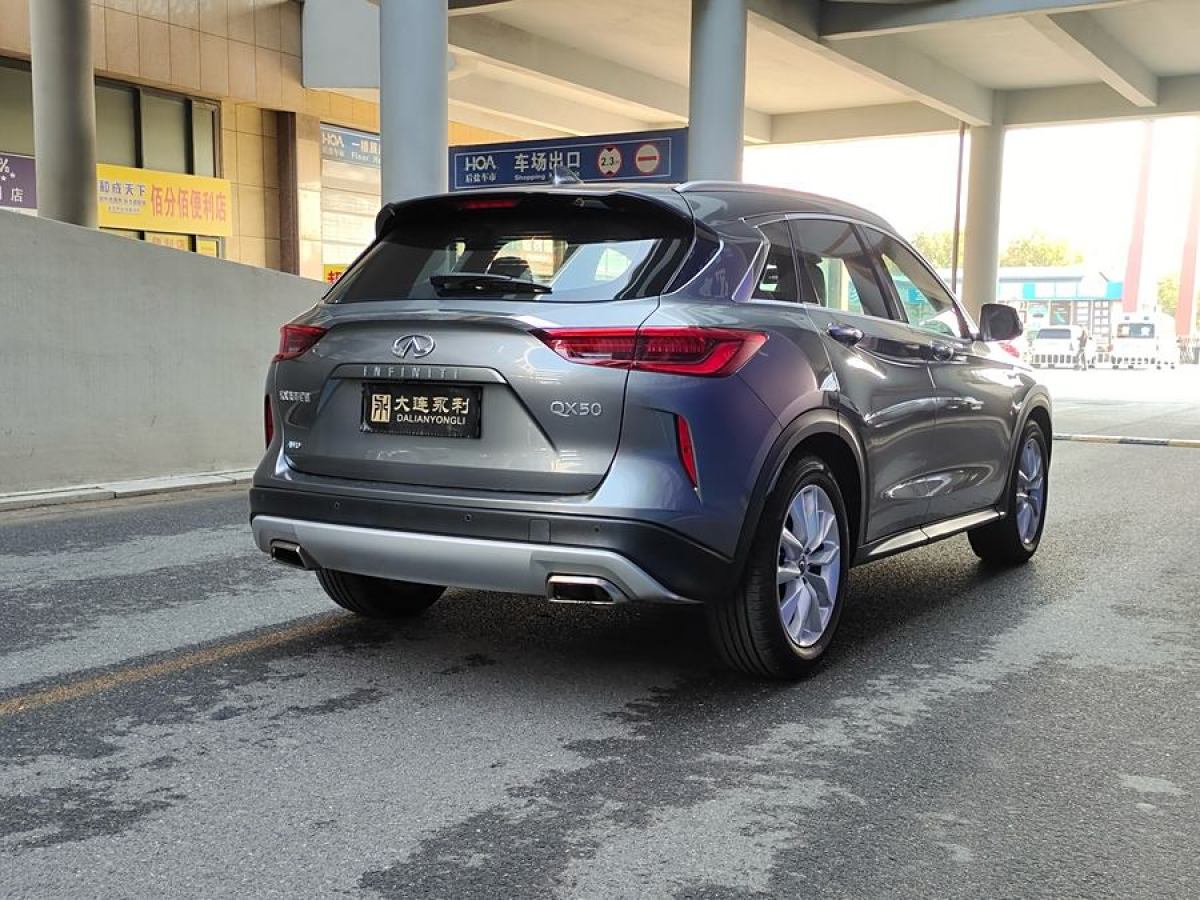 英菲尼迪 QX50  2018款 2.0T 四驅(qū)菁英版圖片