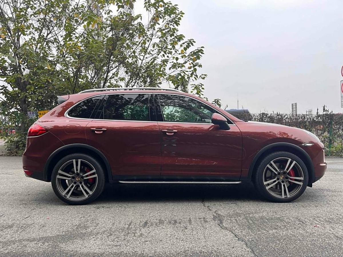 保時(shí)捷 Cayenne  2011款 Cayenne Turbo 4.8T圖片