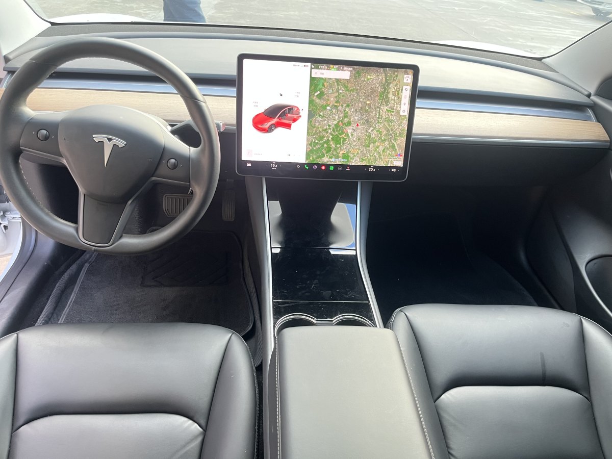 特斯拉 Model 3  2019款 標準續(xù)航后驅(qū)升級版圖片