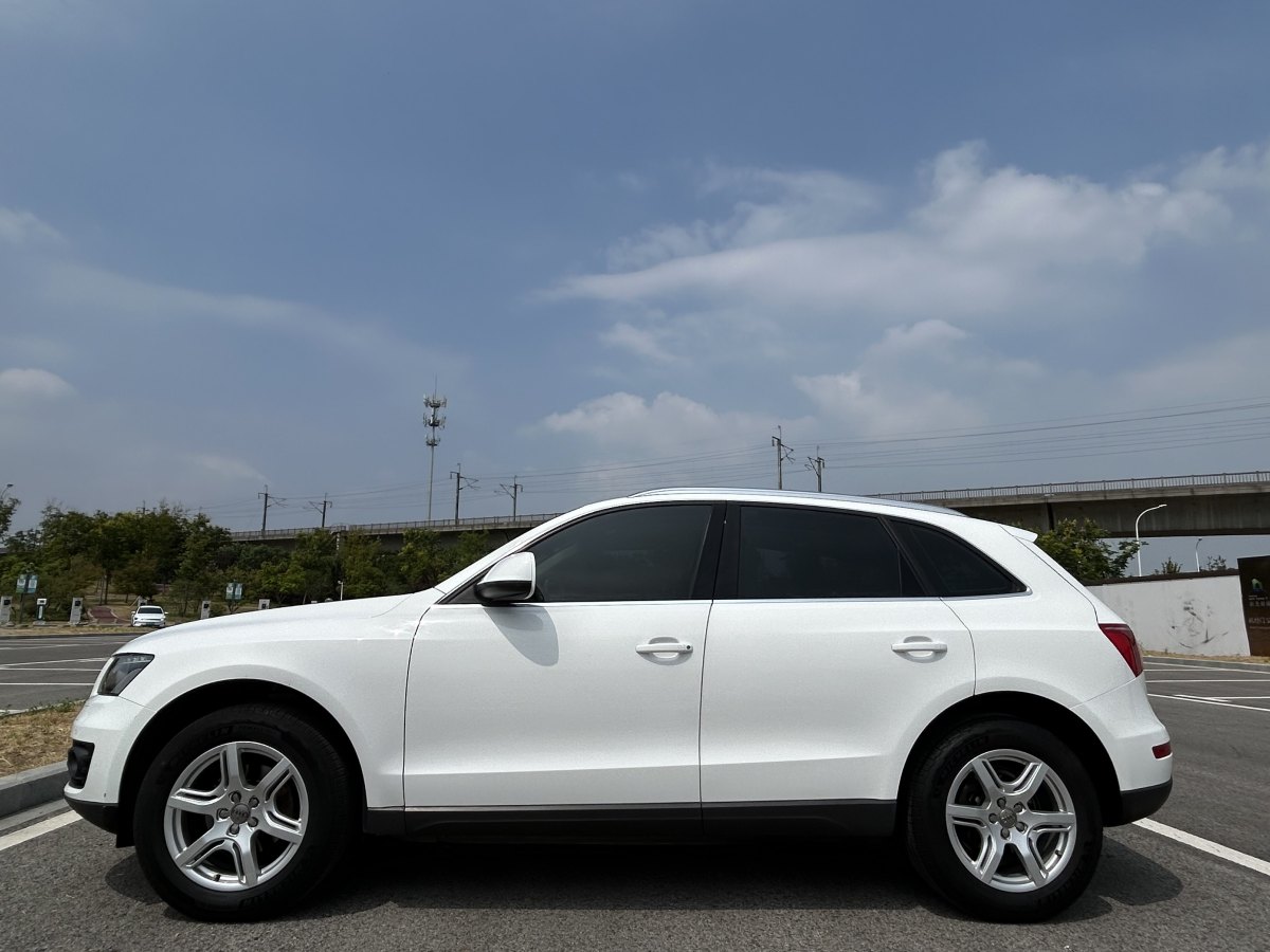 奥迪 奥迪Q5  2012款 2.0TFSI 舒适型图片