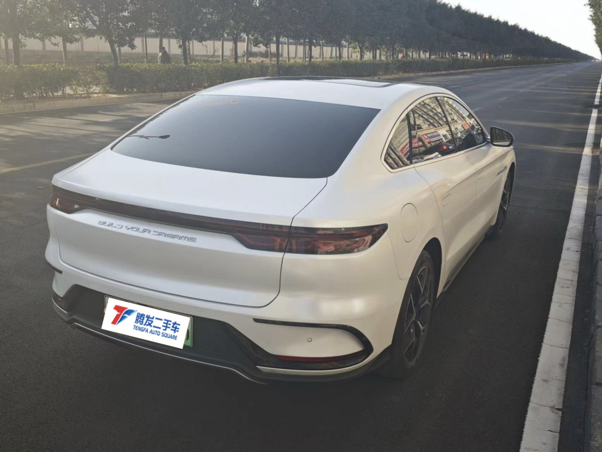 比亞迪 漢  2022款 DM-i 121KM 領(lǐng)航型圖片