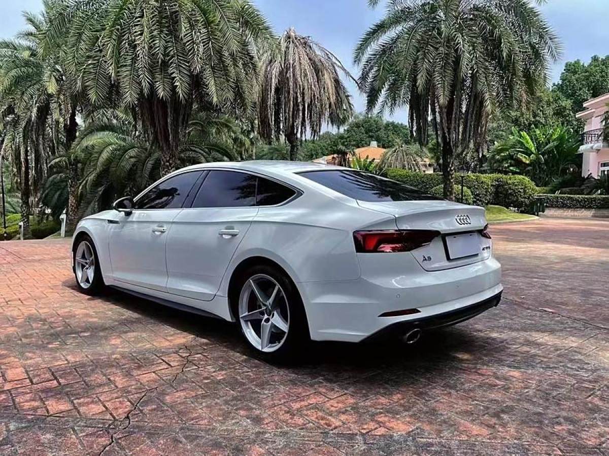 奧迪 奧迪A5  2019款 Sportback 40 TFSI 時(shí)尚型圖片