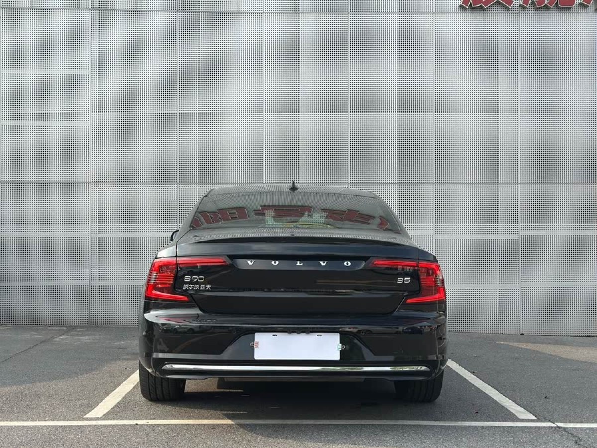 沃爾沃 S90  2021款 B5 智逸豪華版圖片