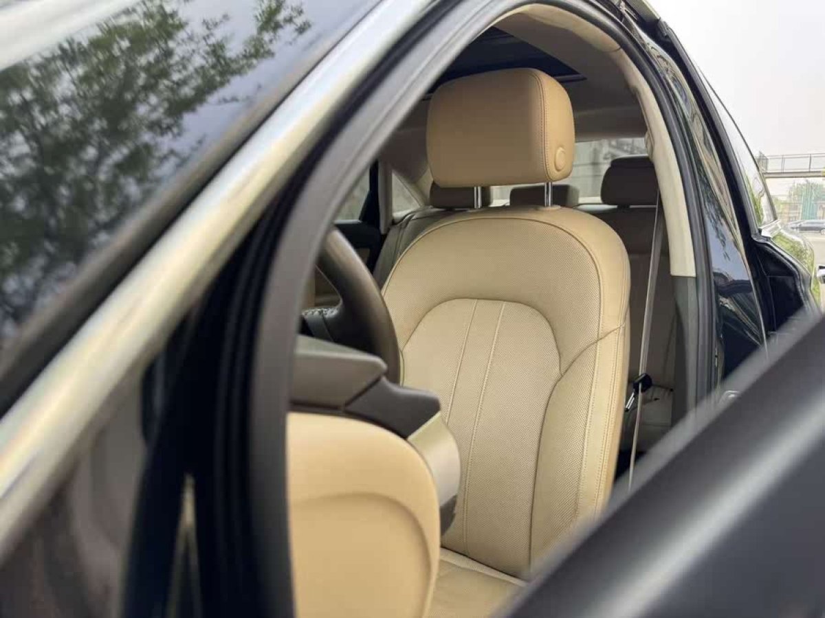 奧迪 奧迪A6L  2012款 50 TFSI quattro 豪華型圖片