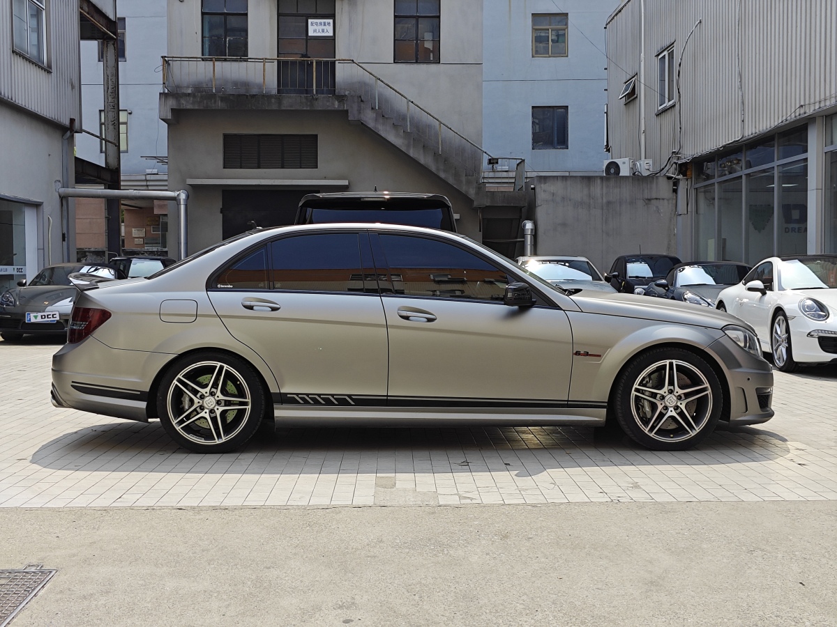 奔馳 奔馳C級AMG  2012款 AMG C 63 動感型圖片