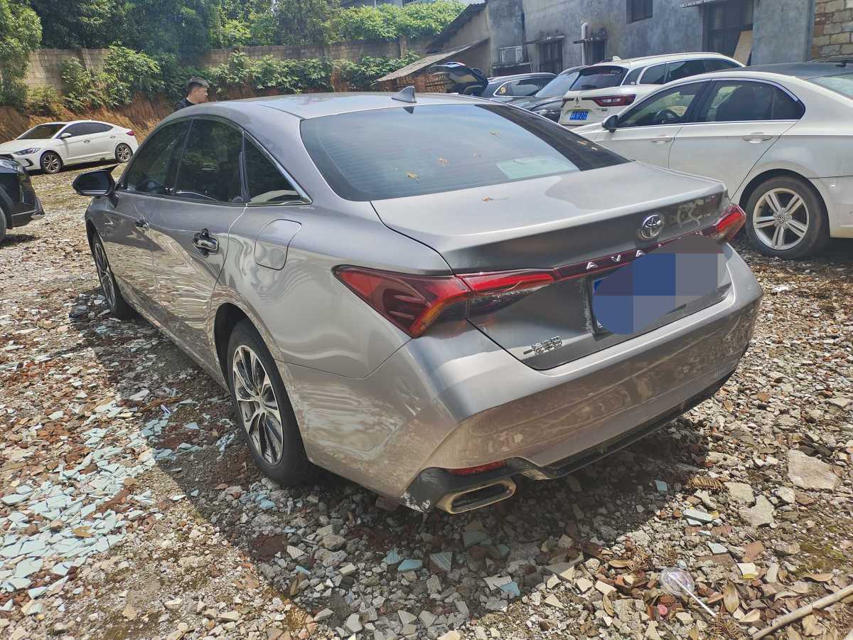 豐田 亞洲龍  2022款 2.0L 豪華版圖片