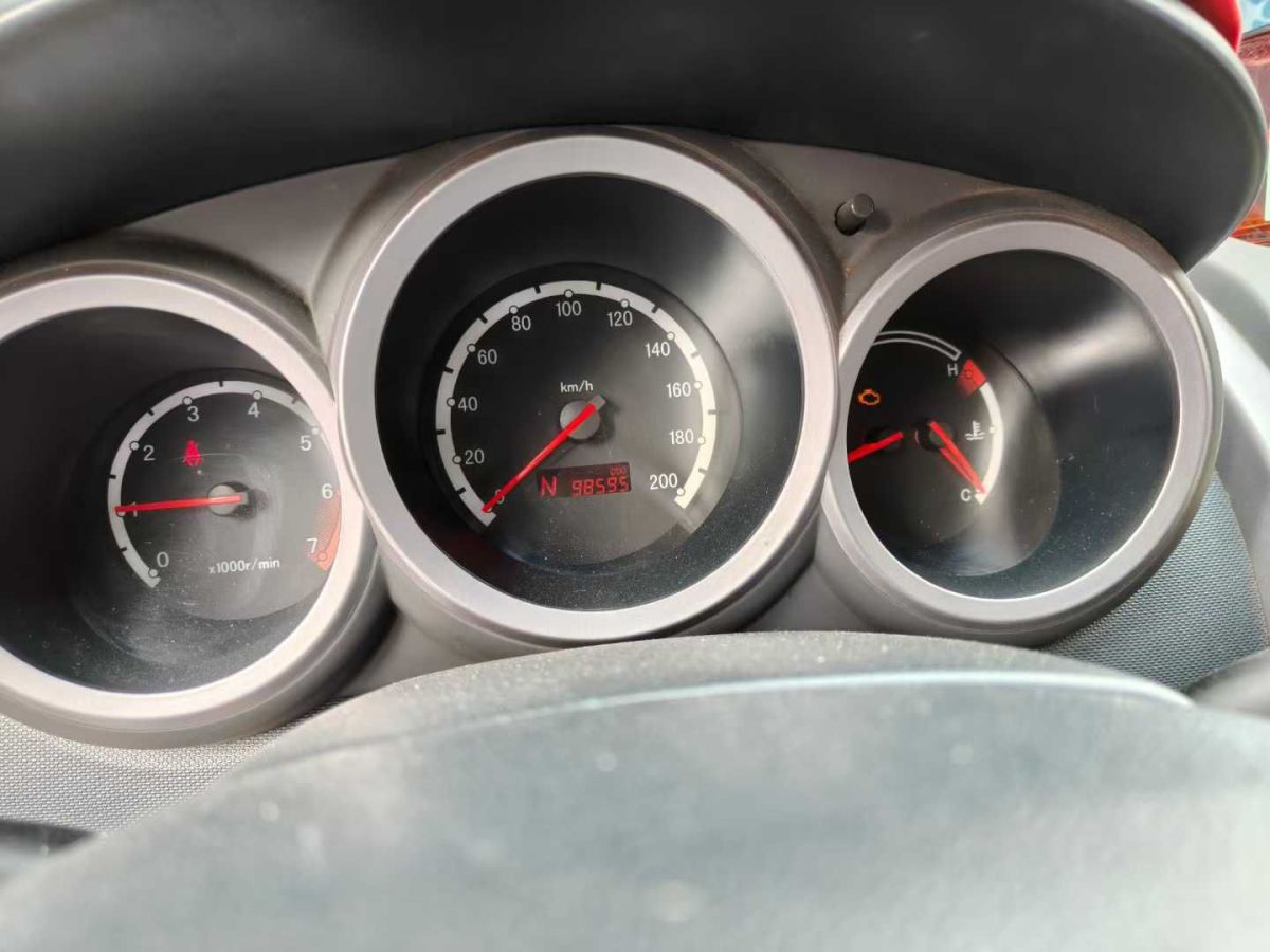長(zhǎng)安 CX20  2011款 1.3L 自動(dòng)導(dǎo)航版圖片