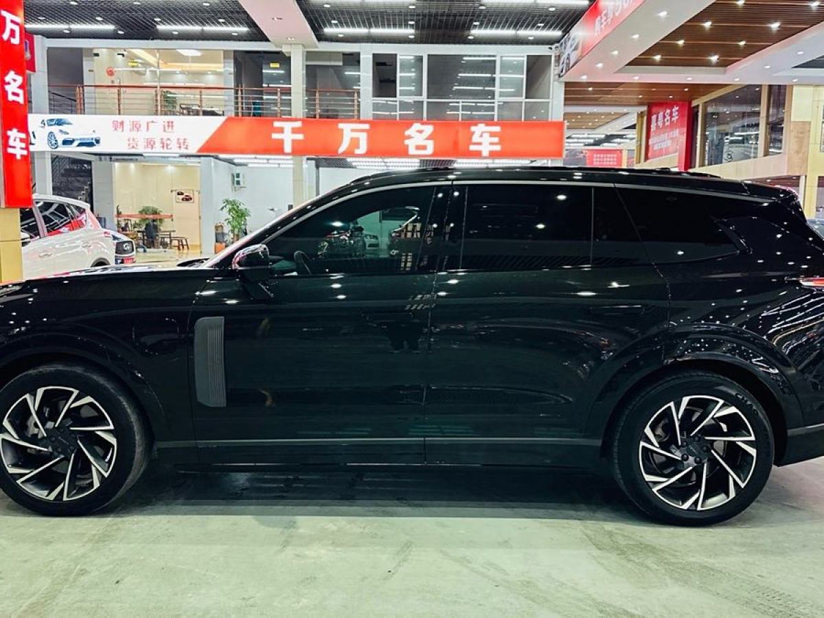 領(lǐng)克 領(lǐng)克09新能源  2021款 2.0T PHEV Halo 六座圖片