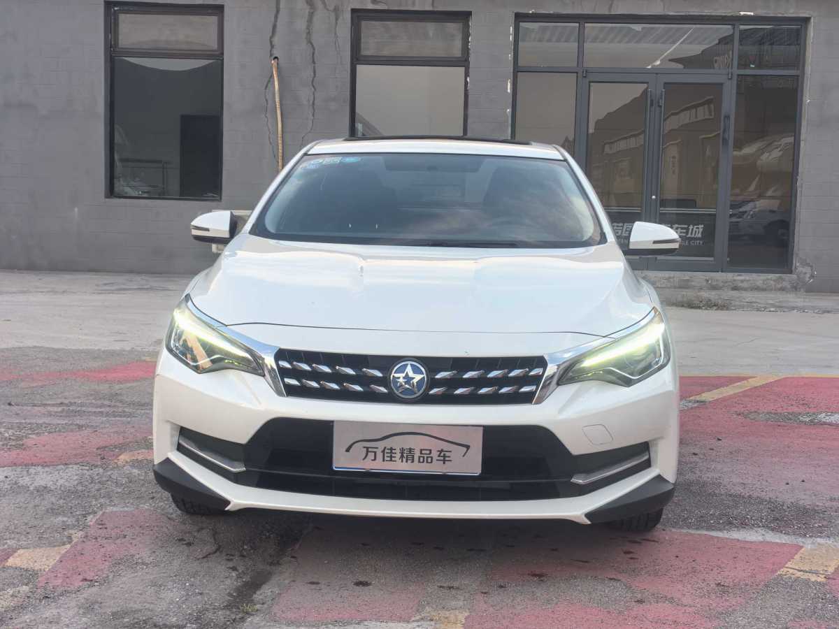 啟辰 D60  2018款 1.6L 手動智聯(lián)精英版圖片