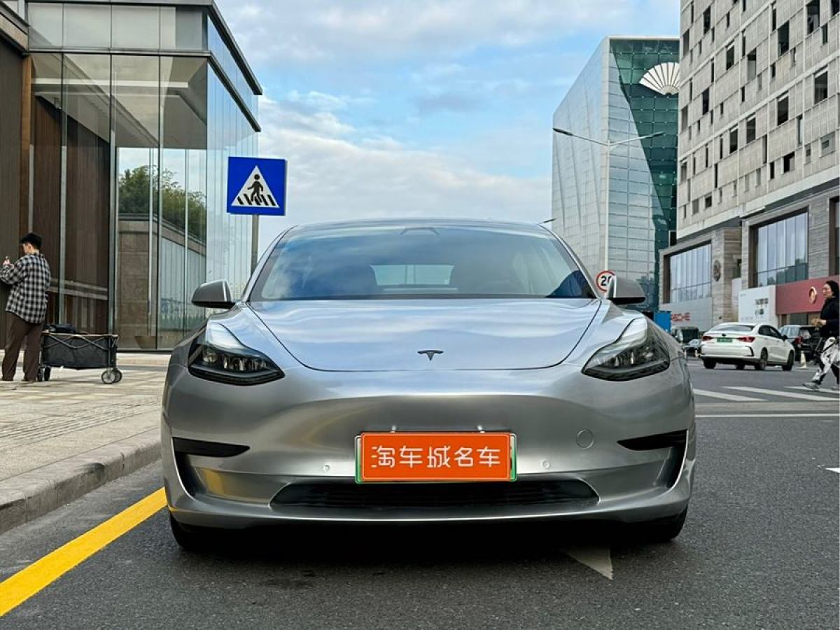 特斯拉 Model 3  2021款 改款 標準續(xù)航后驅升級版圖片