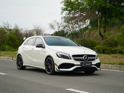 2018年6月 奔馳 奔馳A級(jí)AMG 改款 AMG A 45 4MATIC圖片