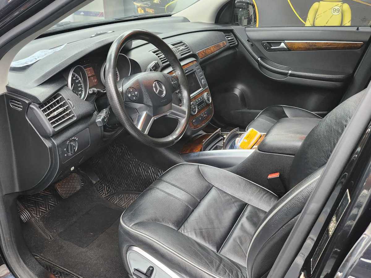 奔驰 奔驰R级  2011款 R 350 L 4MATIC图片