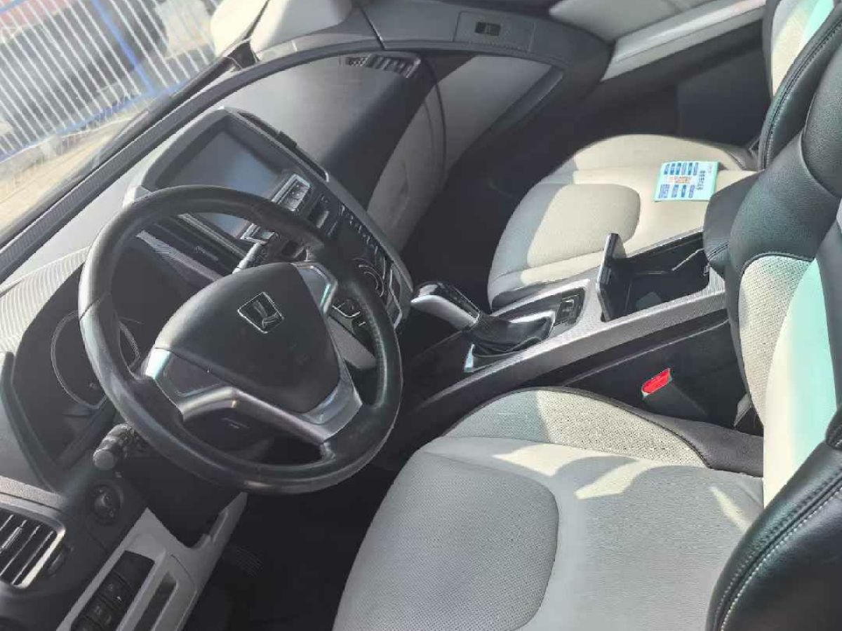 納智捷 優(yōu)6 SUV  2014款 1.8T 智尊型圖片