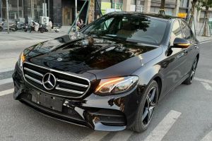 奔馳E級(jí) 奔馳 E 260 L