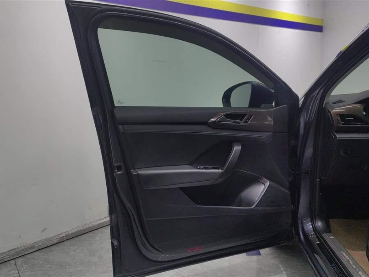 大眾 途岳  2021款 280TSI 兩驅(qū)豪華版PLUS圖片