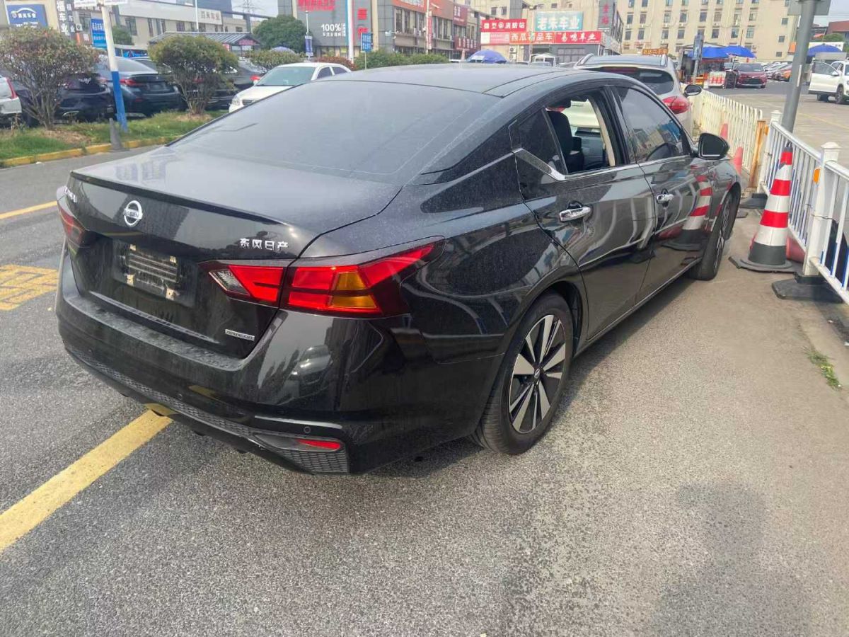 日產(chǎn) 天籟  2022款 2.0L XE 純享版圖片