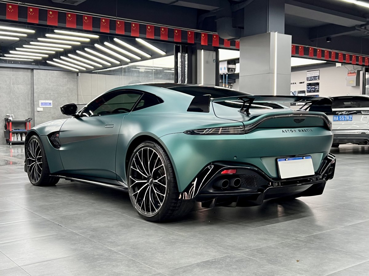 阿斯顿·马丁 V8 Vantage  2023款 4.0T V8 F1 Edition Coupe图片