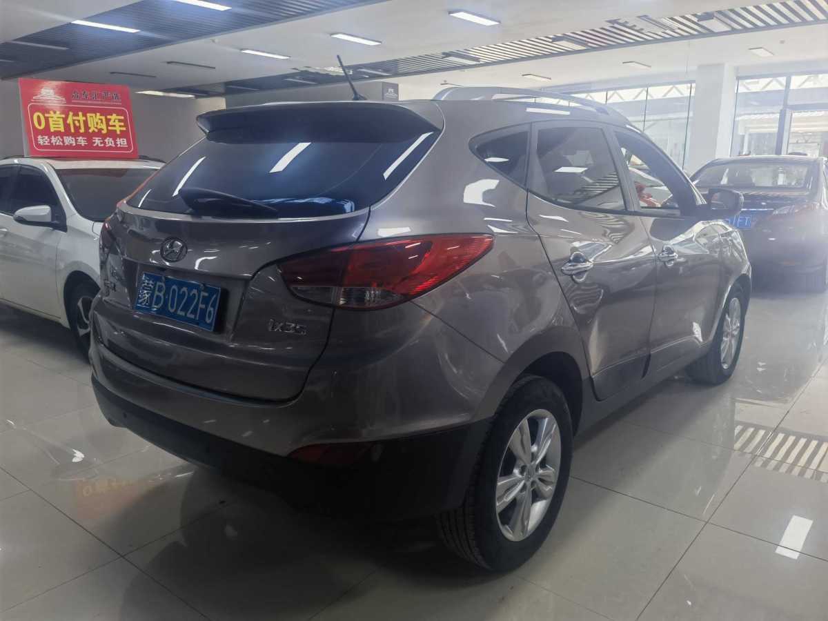 現(xiàn)代 ix35  2012款 2.0 GLS 兩驅(qū)精英型圖片