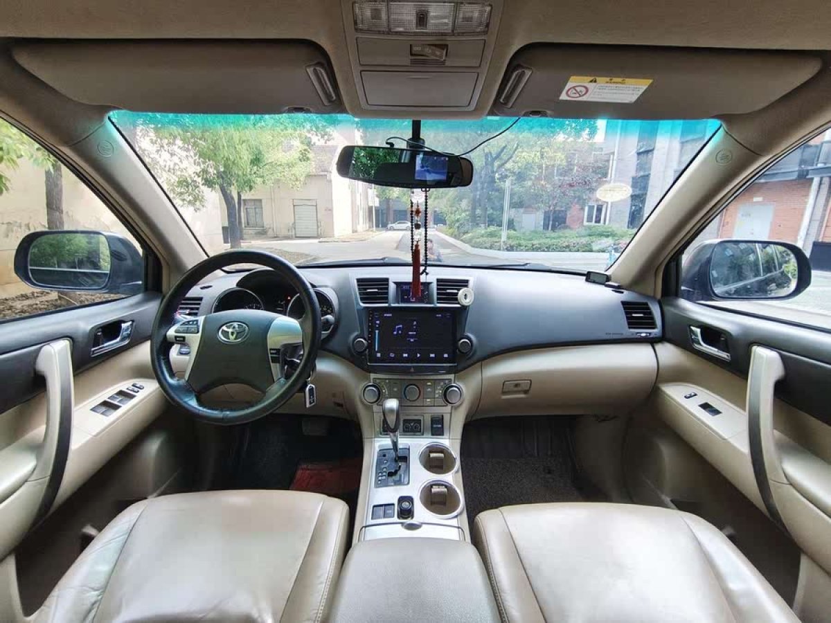 豐田 漢蘭達(dá)  2013款 2.7L 兩驅(qū)5座紫金版圖片