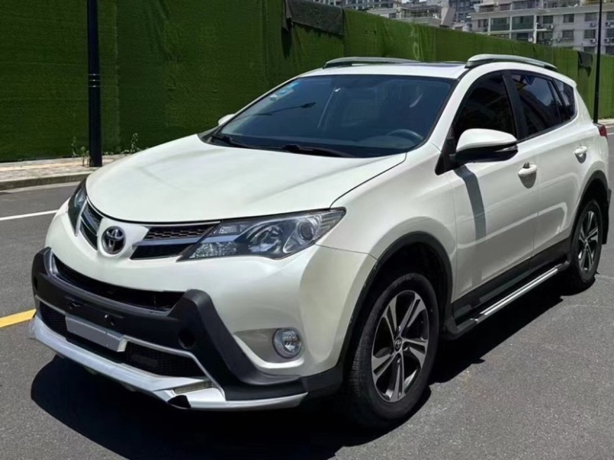 豐田 RAV4榮放  2015款 2.0L CVT兩驅(qū)風(fēng)尚版圖片