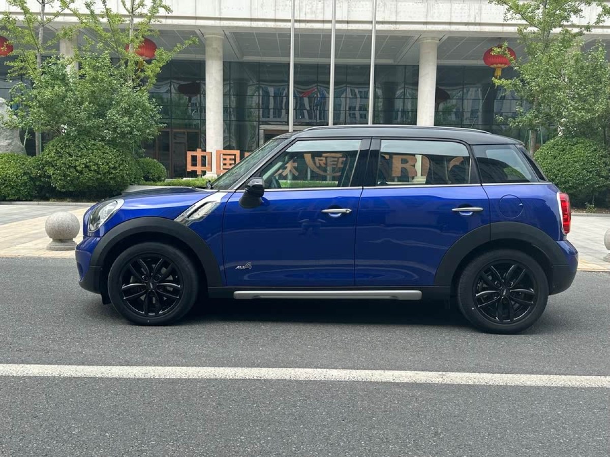 MINI COUNTRYMAN  2016款 1.6T COOPER S ALL4 裝備控圖片